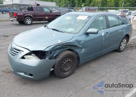 2009 Toyota Camry Le V6 from USA, damaged, VIN 4T1BK46K89U583583